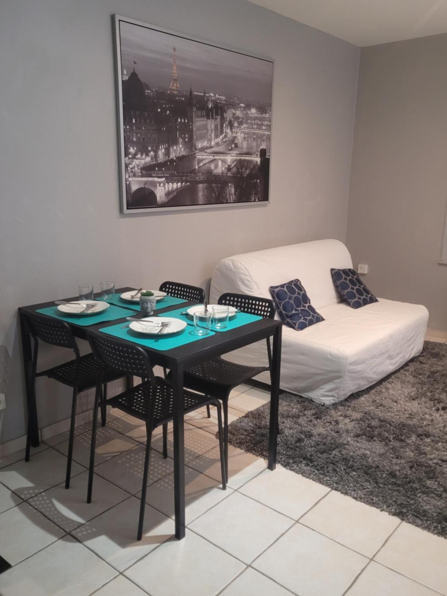 Cormicy Appartement Cosy Dans Beau Village De Champagne מראה חיצוני תמונה