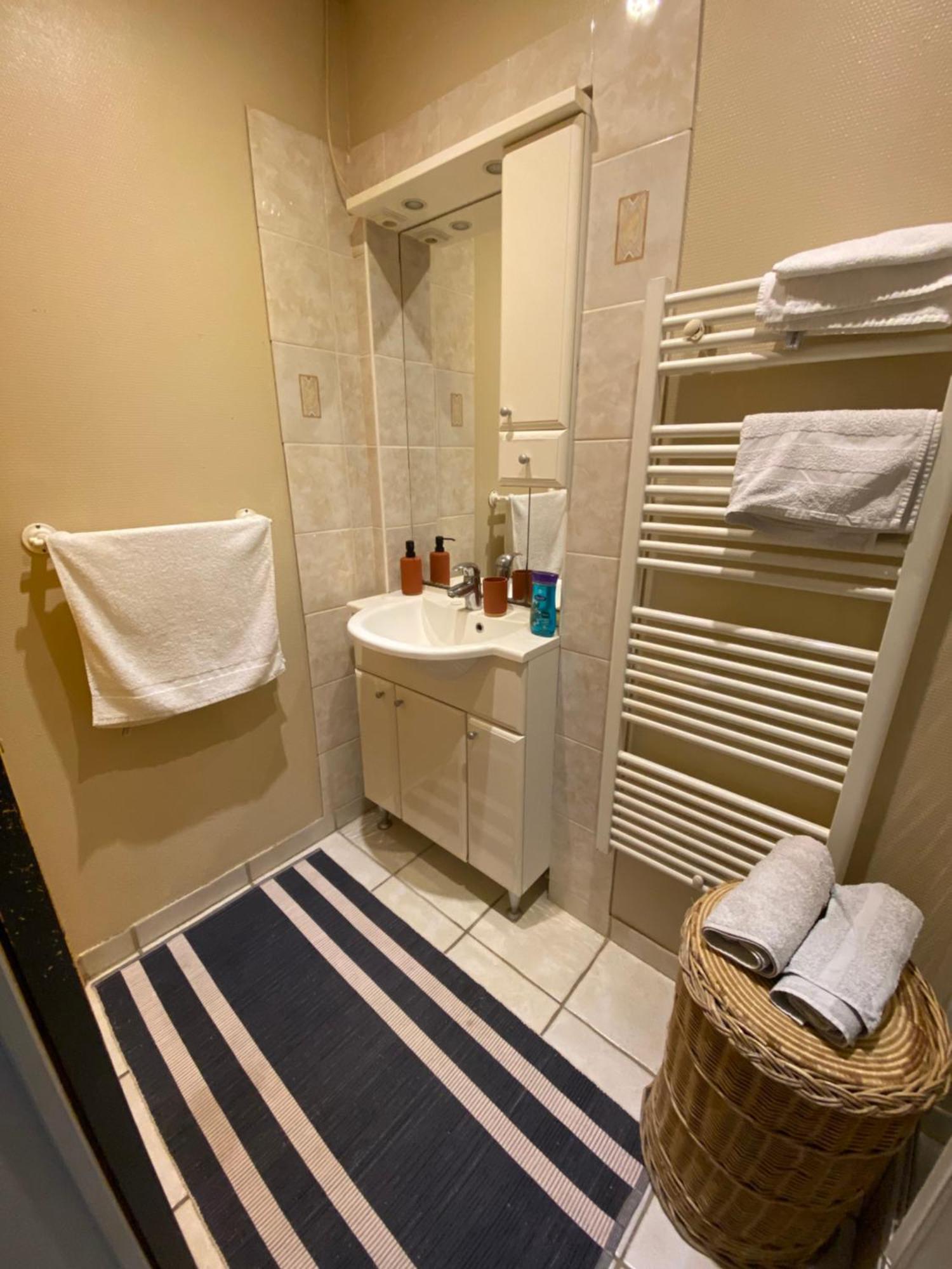 Cormicy Appartement Cosy Dans Beau Village De Champagne מראה חיצוני תמונה